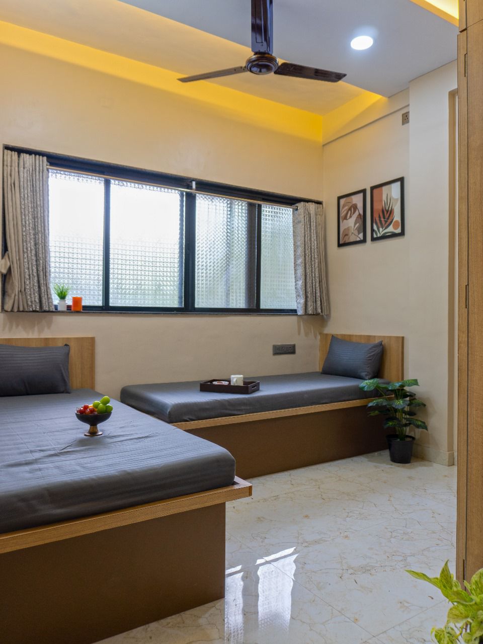 Safe PG for girls near me - Cozy bedroom in Kalyani Nagar